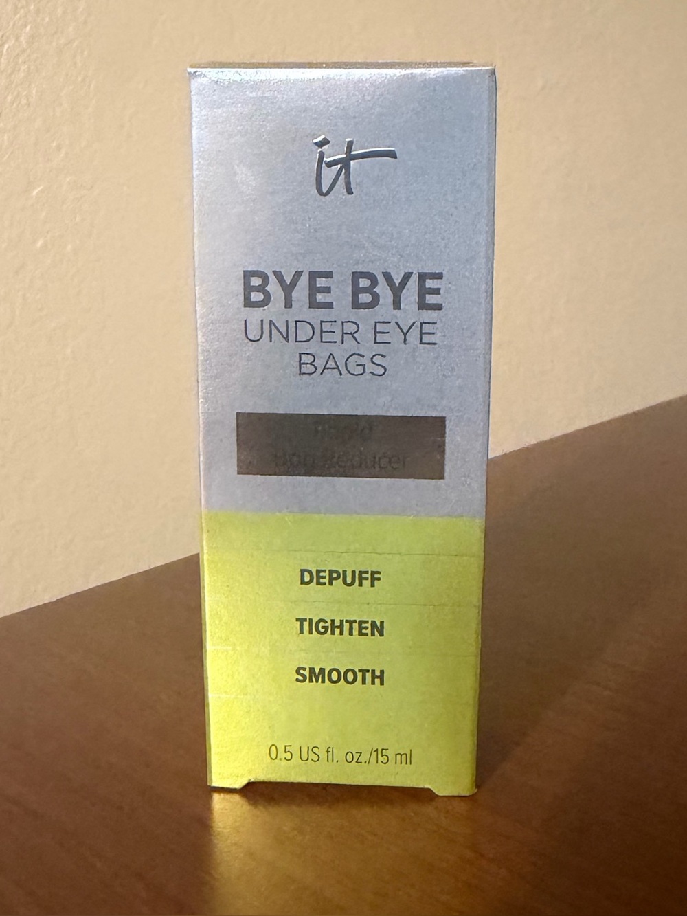 IT COSMETICS BYE BYE UNDER EYE BAGS TREATMENT